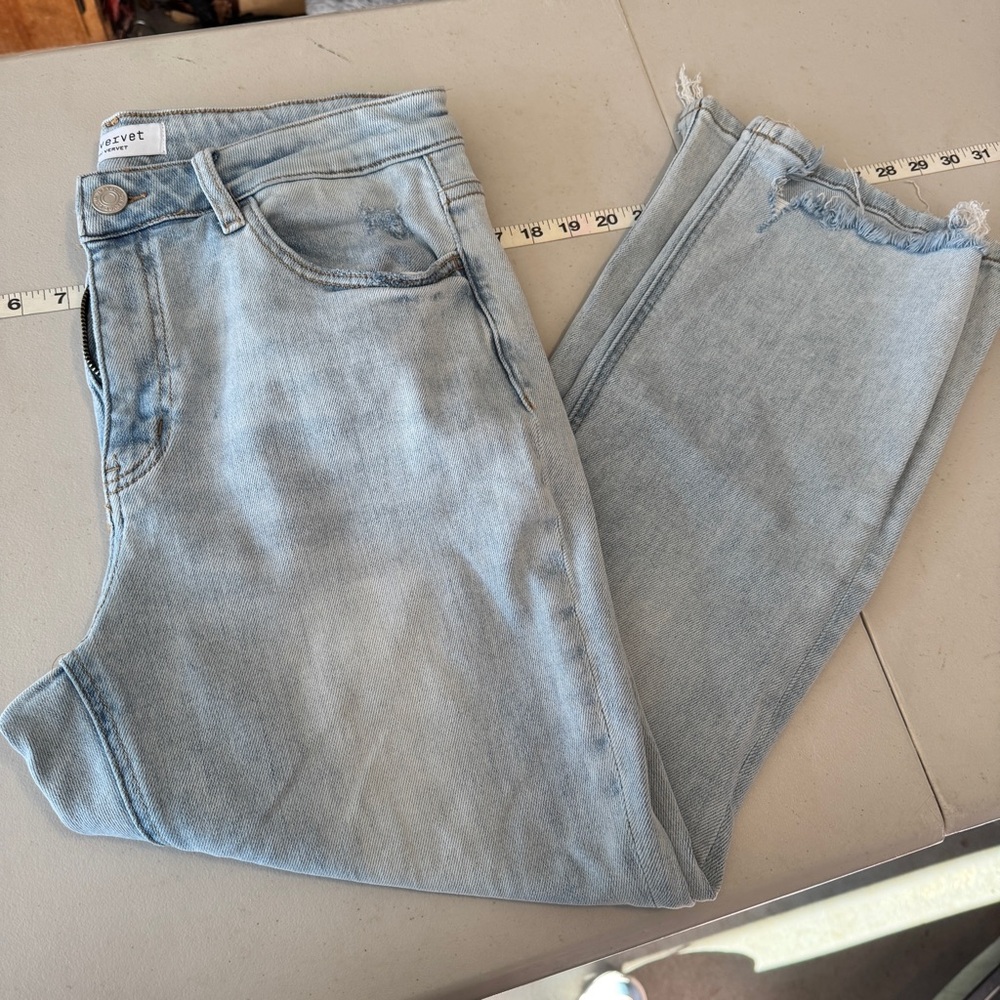 Lovervet - Kick Flare Cropped - Light Wash - 14W - Picture 2 of 12